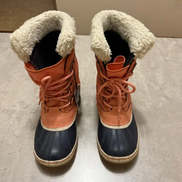 Sorel Coral and Navy Snow Boots - Picture 3 of 5